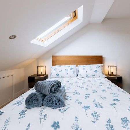 Luxury And Bright Bedrooms In Queens Park 伦敦 外观 照片