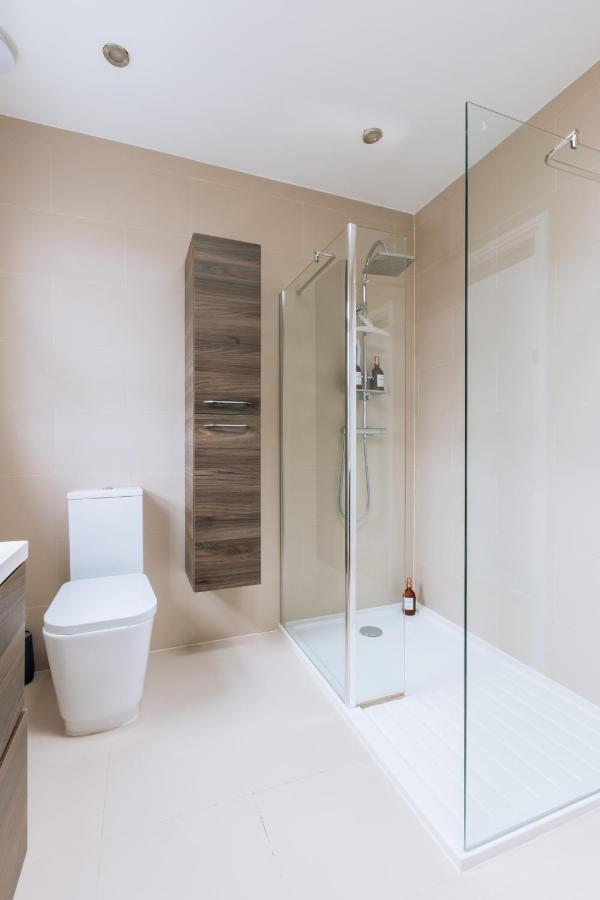 Luxury And Bright Bedrooms In Queens Park 伦敦 外观 照片